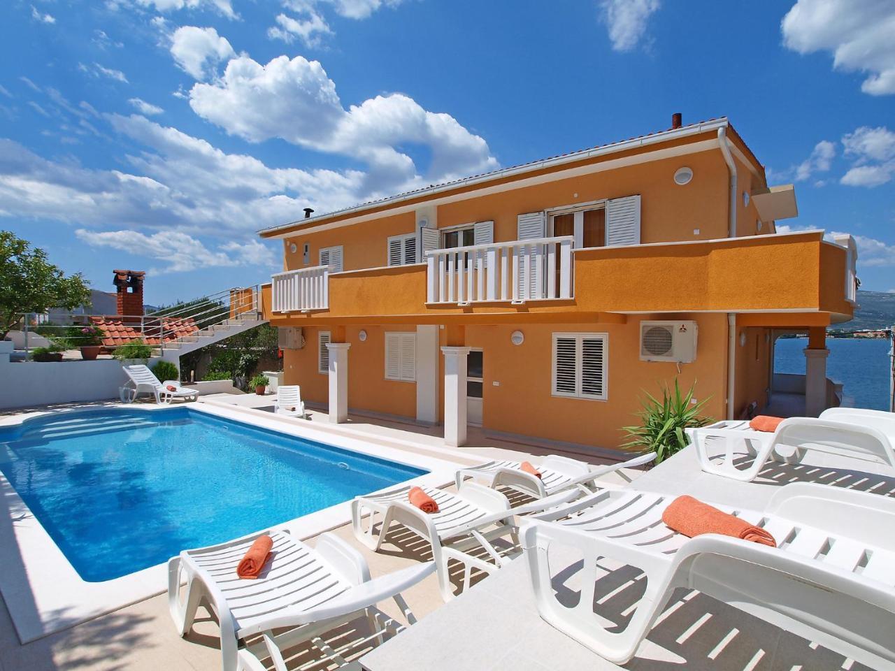 Apartment Mornar-2 By Interhome Trogir Zewnętrze zdjęcie
